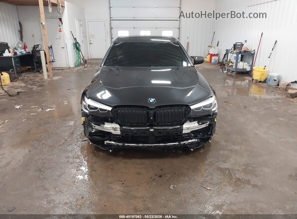 WBAJE7C58JWC55662 2018 BMW 5 SERIES Gray Instrument cluster view