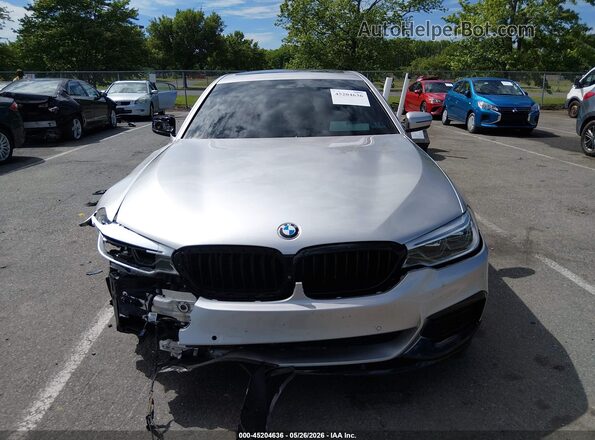 WBAJE7C59KG893198 2019 BMW 5 SERIES Silver Instrument cluster view