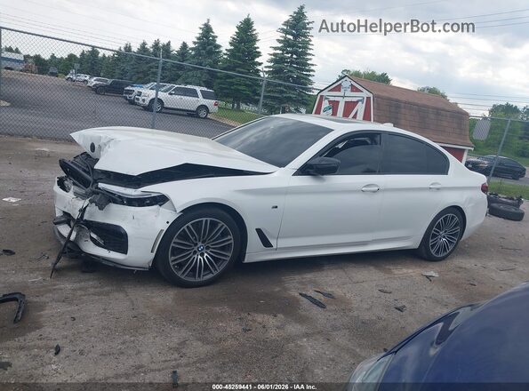 WBAJE7C5XKWW11138 2019 BMW 5 SERIES Белый Вид задней части салона