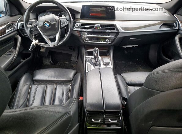 WBAJR7C05LWW65201 2020 BMW 5 SERIES Silver Առջևի վահանակի տեսք