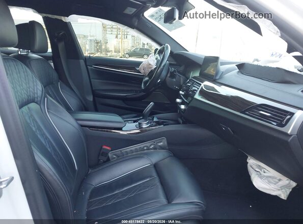 WBAJS7C09LCD45856 2020 BMW 5 SERIES White Vista interior delantera