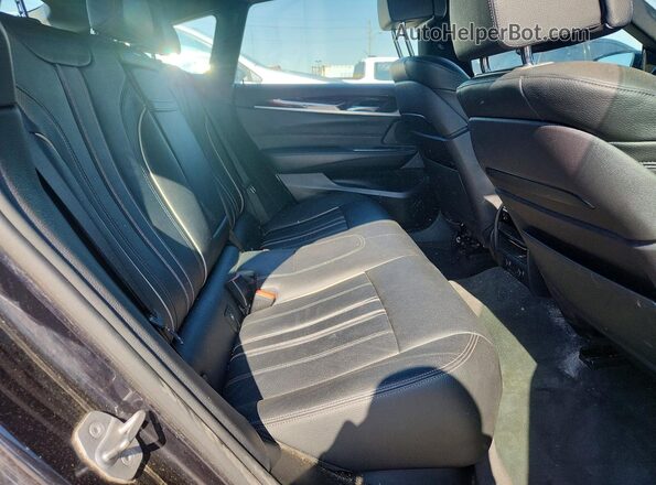 WBAJV6C50JBK07099 2018 BMW 6 SERIES Черный Вид задних сидений