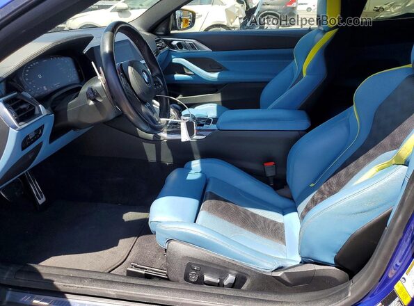 WBS33AZ09PCM18474 2023 BMW M4 Blue Вид салону спереду