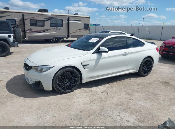 WBS3R9C33HA014356 2017 BMW M4 White Vista tres cuartos delantera izquierda