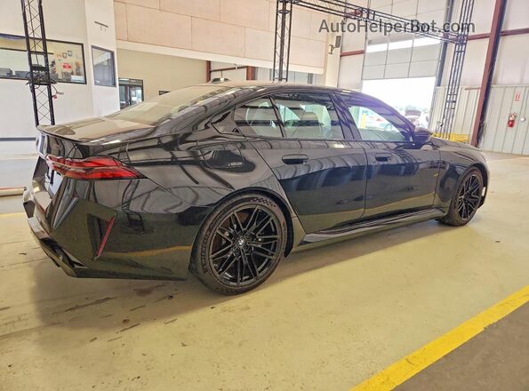 WBS83FK05TCV11581 2026 BMW M5 Black Tył prawy