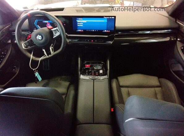 WBS83FK05TCV11581 2026 BMW M5 Black Widok deski rozdzielczej