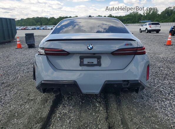 WBS83FK05TCV68511 2026 BMW M5 Gray Հետևի տեսք