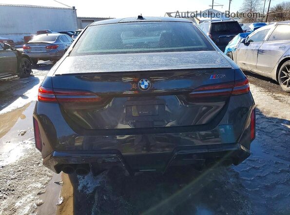 WBS83FK08SCU12767 2025 BMW M5 Черный Вид сзади