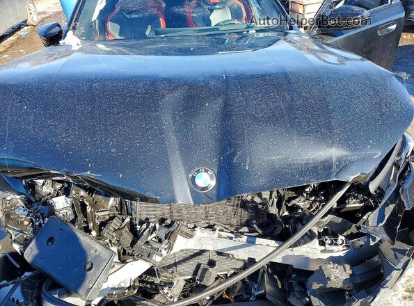 WBS83FK08SCU12767 2025 BMW M5 Черный Вид задней части салона