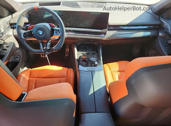 WBS83FK08SCU45123 2025 BMW M5 Черный Вид панели приборов