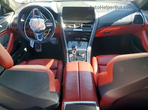 WBSGV0C08PCK30043 2023 BMW M8 Белый Вид панели приборов
