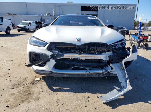 WBSGV0C08PCK30043 2023 BMW M8 Белый Вид спереди