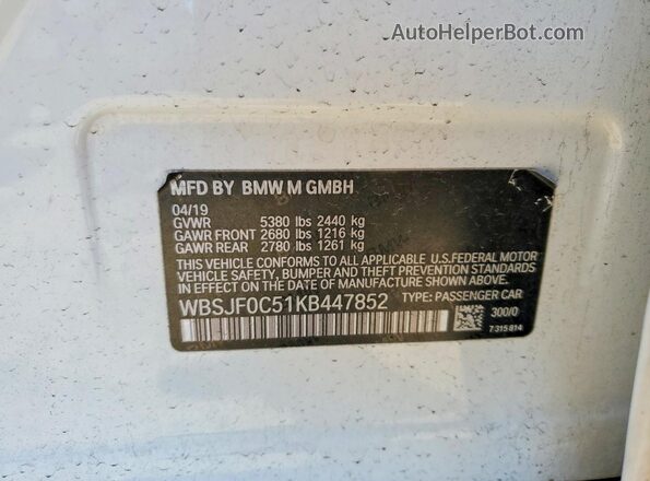 WBSJF0C51KB447852 2019 BMW M5 White Շարժիչի բաժամունքի տեսք