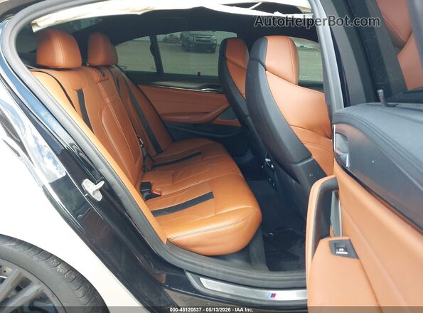 WBSJF0C56KB448186 2019 BMW M5 Silver Widok naklejki z numerem VIN