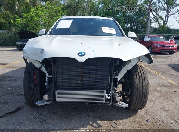 WBX47DP02RN266777 2024 BMW X3 White Rear interior view