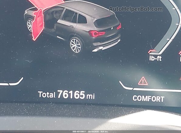 WBX47DP06NN158351 2022 BMW X3 Black Widok wnętrza 360 stopni