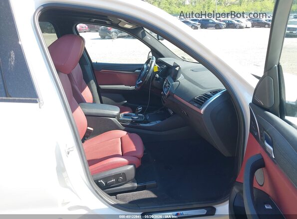 WBX57DP02RN261969 2024 BMW X3 White Front interior view