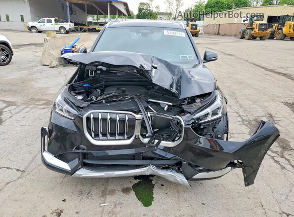WBX73EF00T5404016 2026 BMW X1 Black Vista frontal