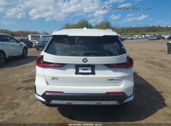 WBX73EF01T5618108 2026 BMW X1 White 