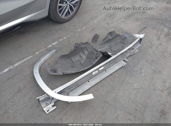 WBX73EF02P5W76623 2023 BMW X1 Серебряный Вид щитка приборов