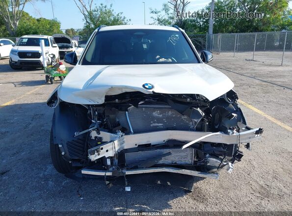 WBX73EF05T5422740 2026 BMW X1 Белый Вид спереди