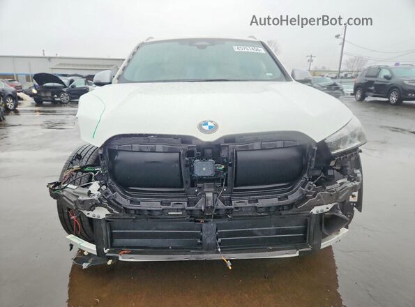 WBX73EF06P5W30891 2023 BMW X1 Белый Вид спереди