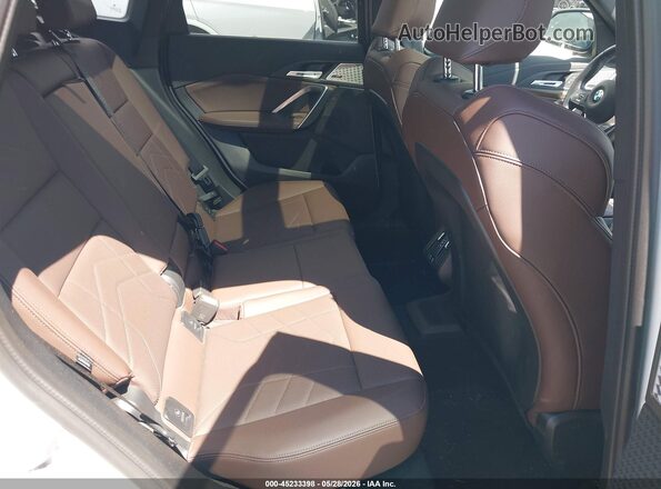 WBX73EF06S5079676 2025 BMW X1 White Вид наклейки з VIN-кодом