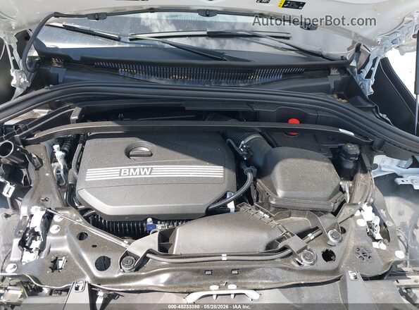 WBX73EF06S5079676 2025 BMW X1 White Вид ззаду