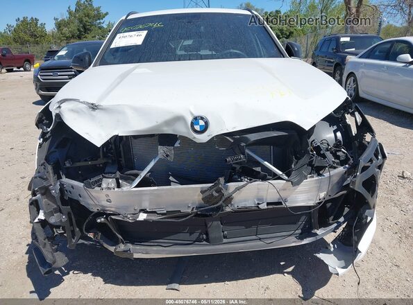 WBX73EF07T5495849 2026 BMW X1 Белый Вид спереди
