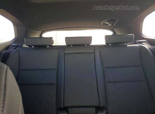 WBX73EF09R5Z44005 2024 BMW X1 White Widok tylnych siedzeń