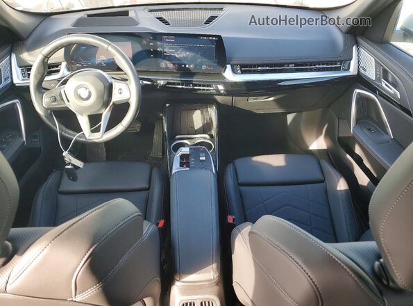 WBX73EF09R5Z44005 2024 BMW X1 White Widok deski rozdzielczej