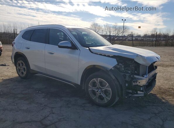 WBX73EF09R5Z44005 2024 BMW X1 White Przód prawy