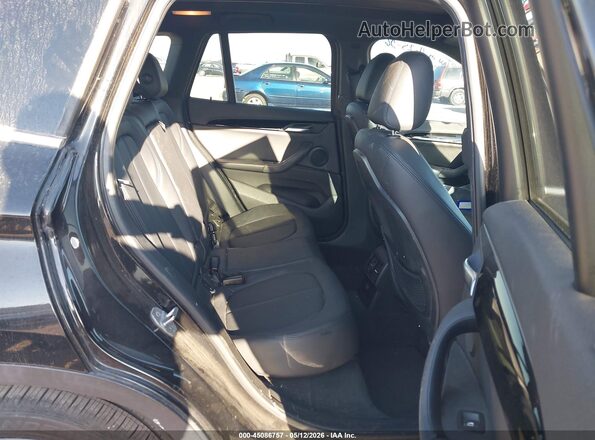 WBXHT3C30GP886455 2016 BMW X1 Черный Вид наклейки с VIN-кодом