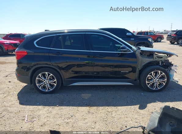 WBXHT3C30GP886455 2016 BMW X1 Черный Панорамный вид салона 360°