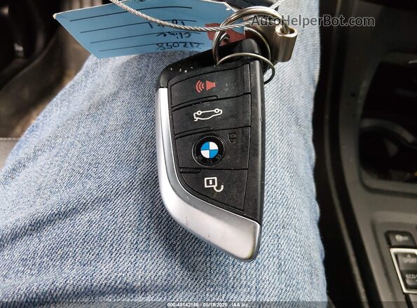 WBXHT3C30J5K21459 2018 BMW X1 Gray Dashboard view