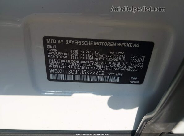 WBXHT3C31J5K22202 2018 BMW X1 White 