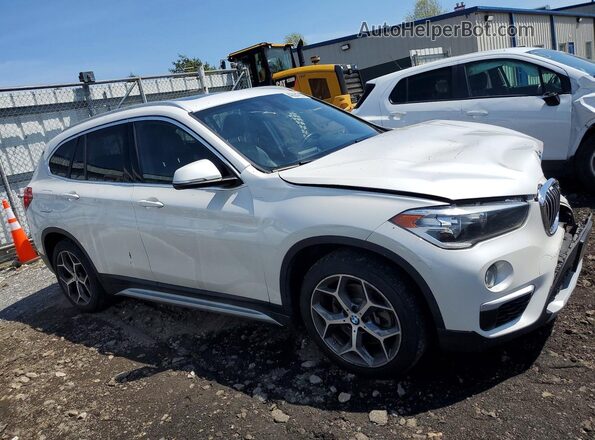 WBXHT3C31J5L28455 2018 BMW X1 White 