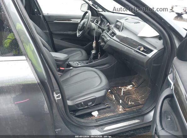 WBXHT3C33H5F69656 2017 BMW X1 Black 