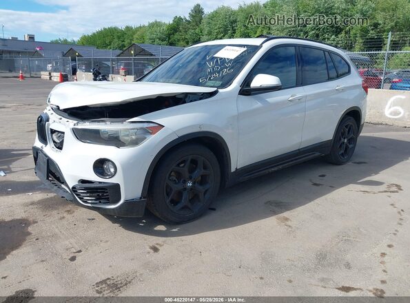 WBXHT3C33J5K25134 2018 BMW X1 White წინა მარცხენა ხედი სამი მეოთხედიდან