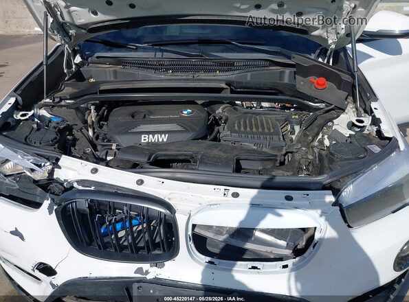 WBXHT3C33J5K25134 2018 BMW X1 White უკანა ხედი