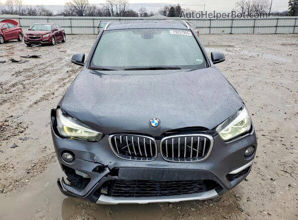 WBXHT3C34H5F85185 2017 BMW X1 Gray Front view