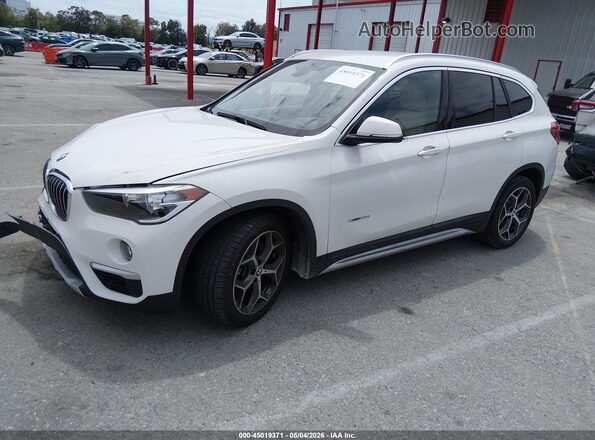 WBXHT3C34J5K22713 2018 BMW X1 White Przód lewy