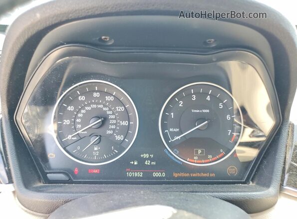 WBXHT3C35H5F75779 2017 BMW X1 Black Սարքավորումների վահանակի տեսք