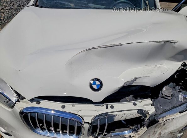 WBXHT3C35J5K31730 2018 BMW X1 White Widok komory silnika