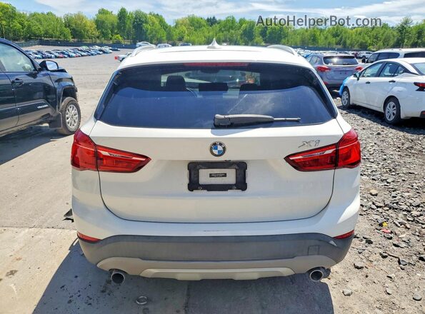 WBXHT3C35J5K31730 2018 BMW X1 White Widok z tyłu