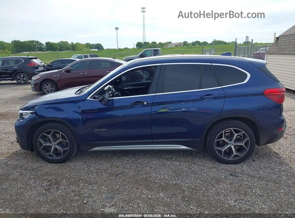 WBXHT3C37H5F71930 2017 BMW X1 Blue 360 interior view