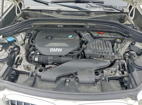 WBXHT3C39G5E56356 2016 BMW X1 Белый Вид задней части салона
