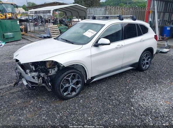 WBXHT3C39J5L29465 2018 BMW X1 White 