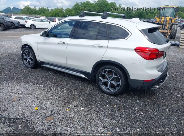 WBXHT3C39J5L29465 2018 BMW X1 White 