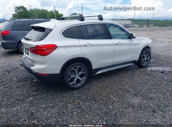 WBXHT3C39J5L29465 2018 BMW X1 White 